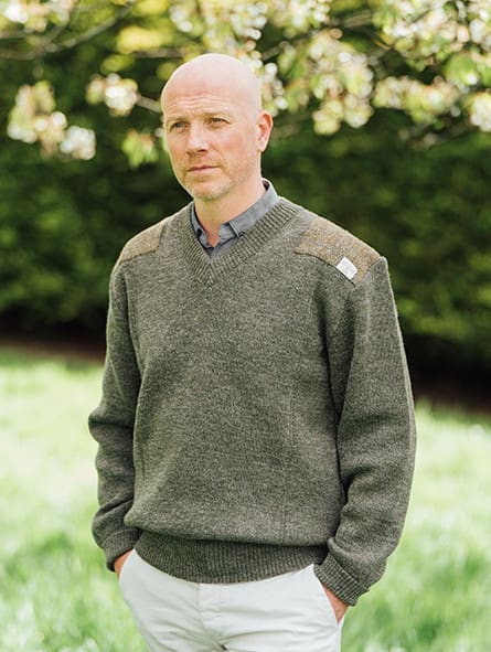 Drover- Vee neck sweater with Harris Tweed patches