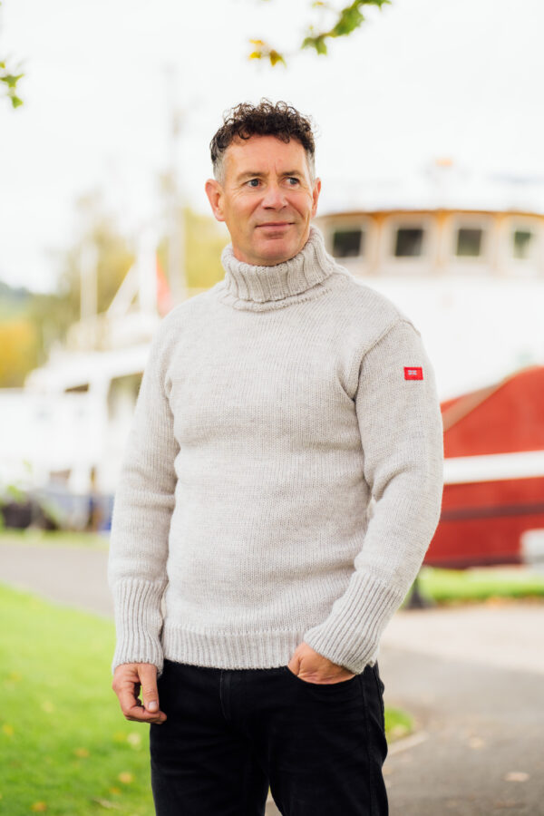Grampian Oiled Wool Pullover - Outdoor Knitwear