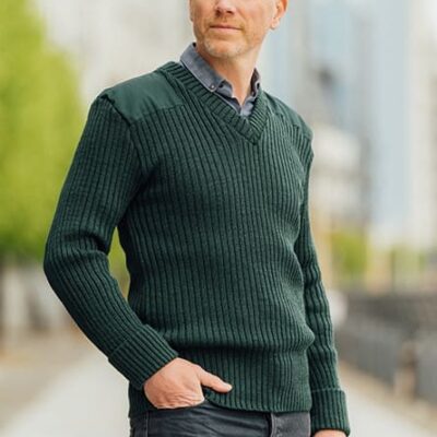 9043 - York Woolly Pully Vee Neck Sweater Sale Lines